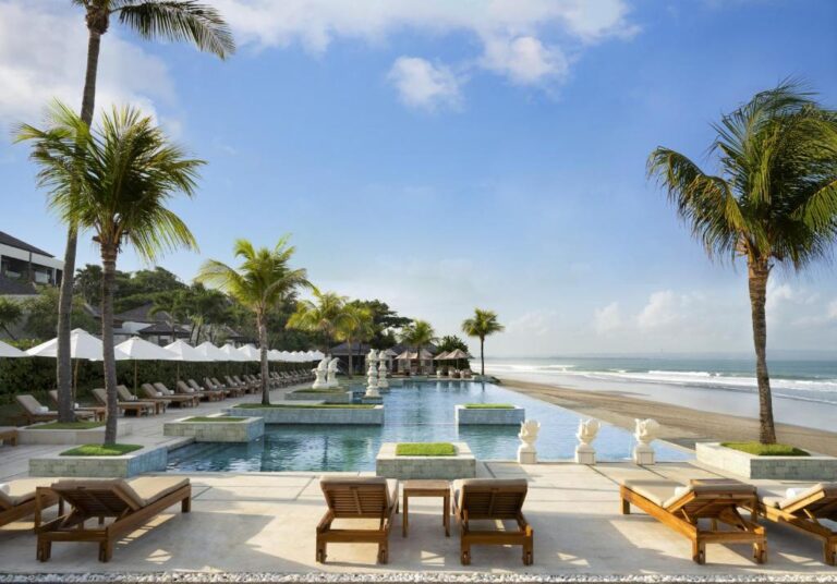 5 Luxury 5-Star Hotels in Seminyak You Must Experience