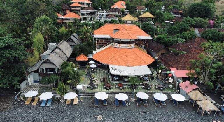 5 Amed Hotels With Prime Locations Near the Beach