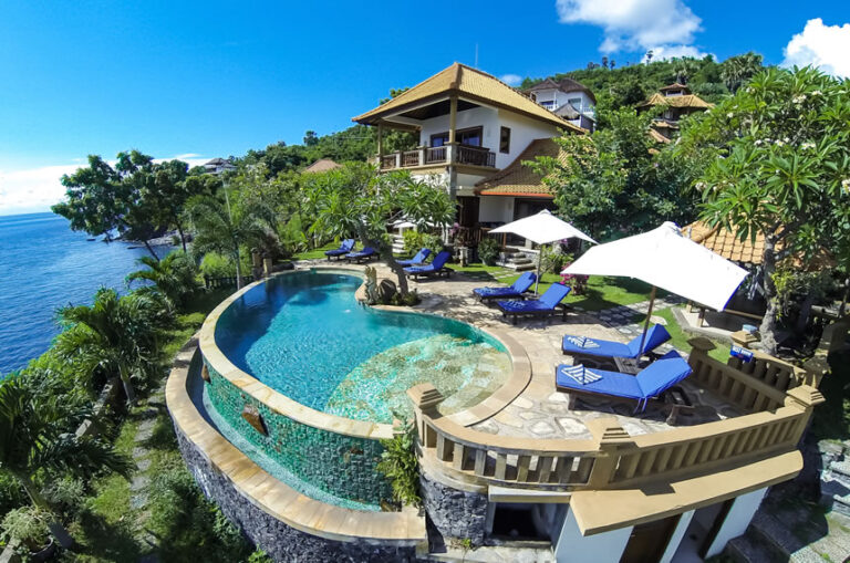 Romantic Escapes: 7 Amed Villas Perfect for Honeymooners
