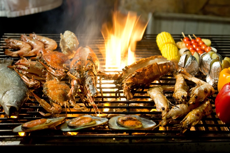 Seafood Dining in Amed: Fresh Flavors in a Relaxing Coastal Atmosphere